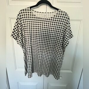 J. Jill Black and White Gingham Luxe Supima Cotton Relaxed Fit Short Sleeve Top
